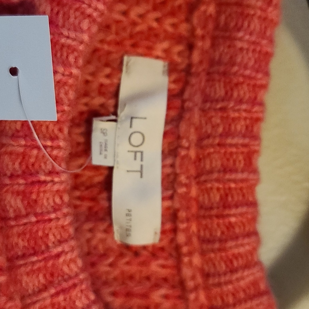 Wimen Sweater - Picture 5 of 5